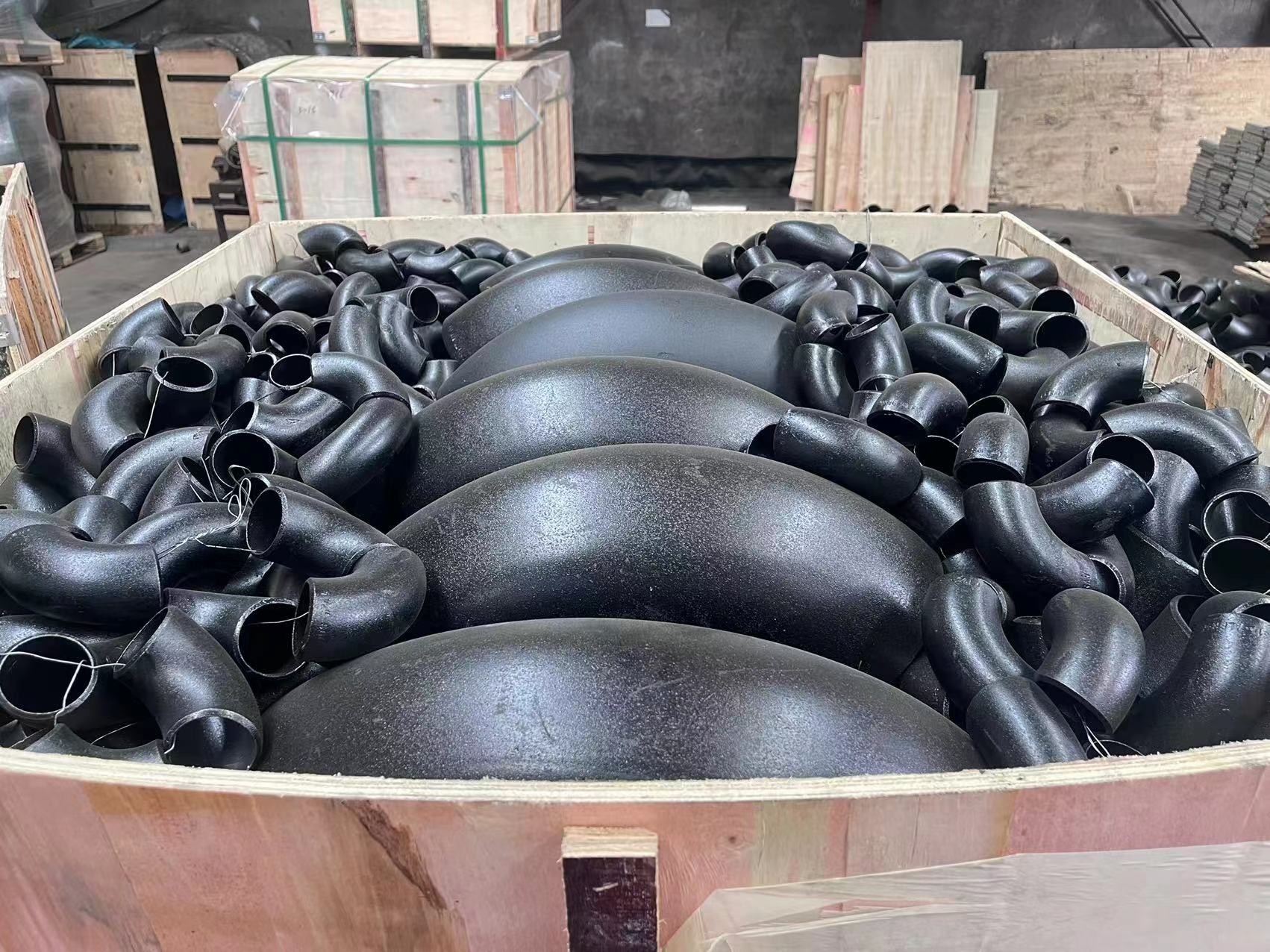 Carbon Steel Elbow 45 90 Degree Butt Weld Elbow For Pipeline Installation