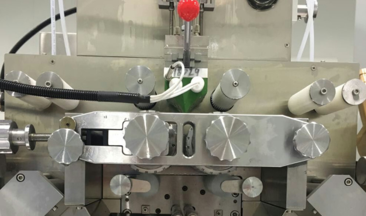 80-1500 Pcs/min Filling Speed Small 4 Inch Softgel Encapsulation Machine For R D Production Speed