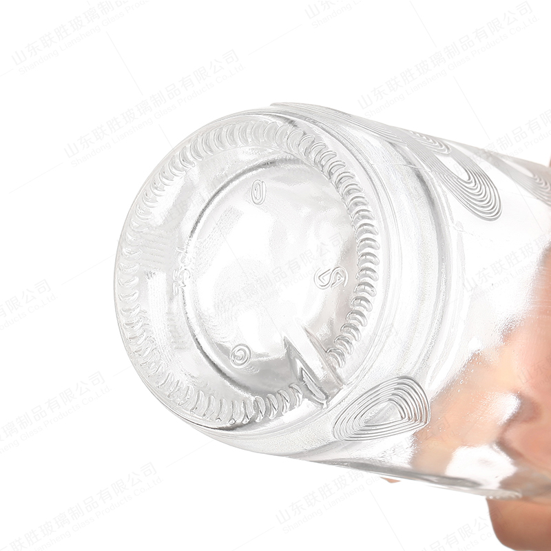 Healthy Lead Free Glass Bottle For Whiskey Vodka Brandy Gin Rum Screen Printing