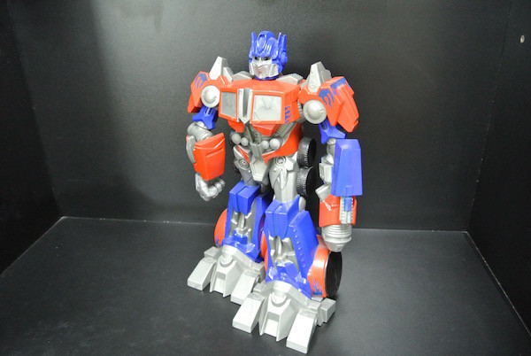 12 Inch Transformer Robot Toy With Hasbro Logo OEM / ODM Available