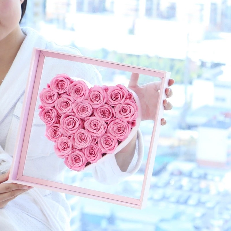 2022 Newest Arrival Real Preserved Roses Heart Shape Box Gift For Valentines Day