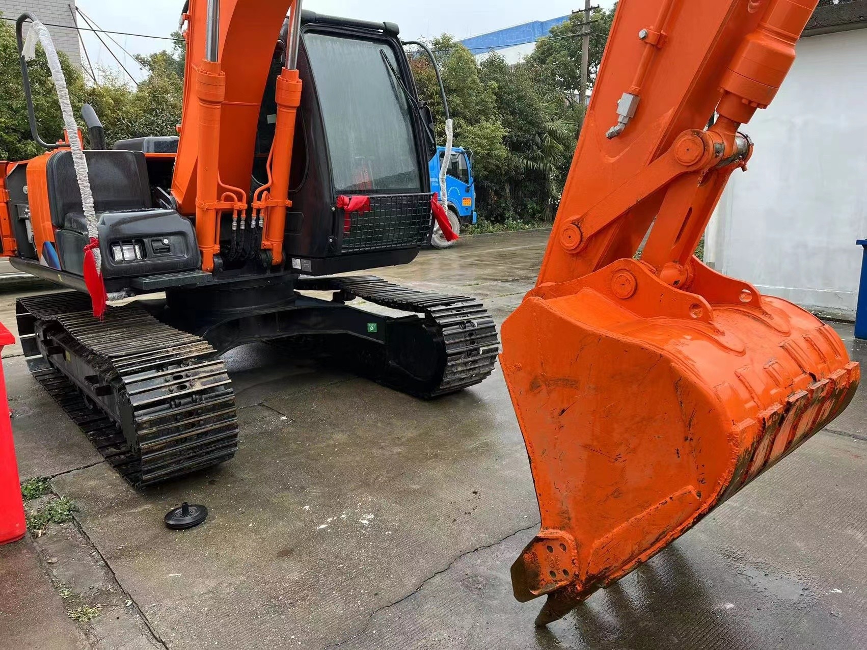 Used Hitachi ZX130 Excavator 102 HP 2900 Hours