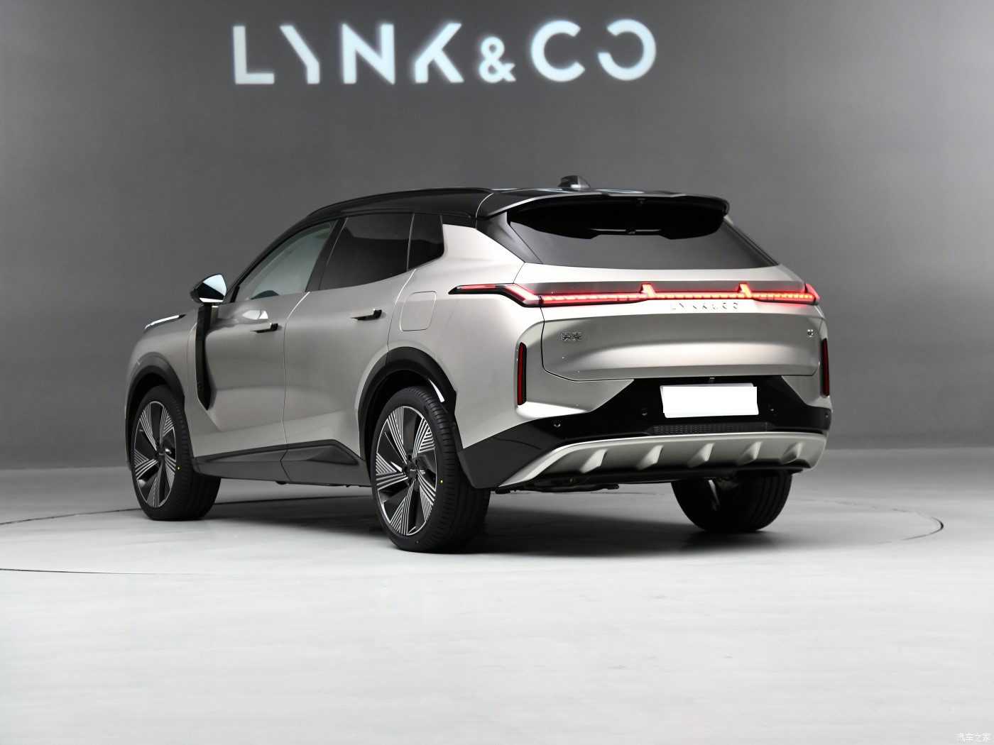 Lynk Co 08 2024 Version 03 06 02 09 Car 2023 EM-P Time Limited Edition Ternary Lithium Sale Happening Now