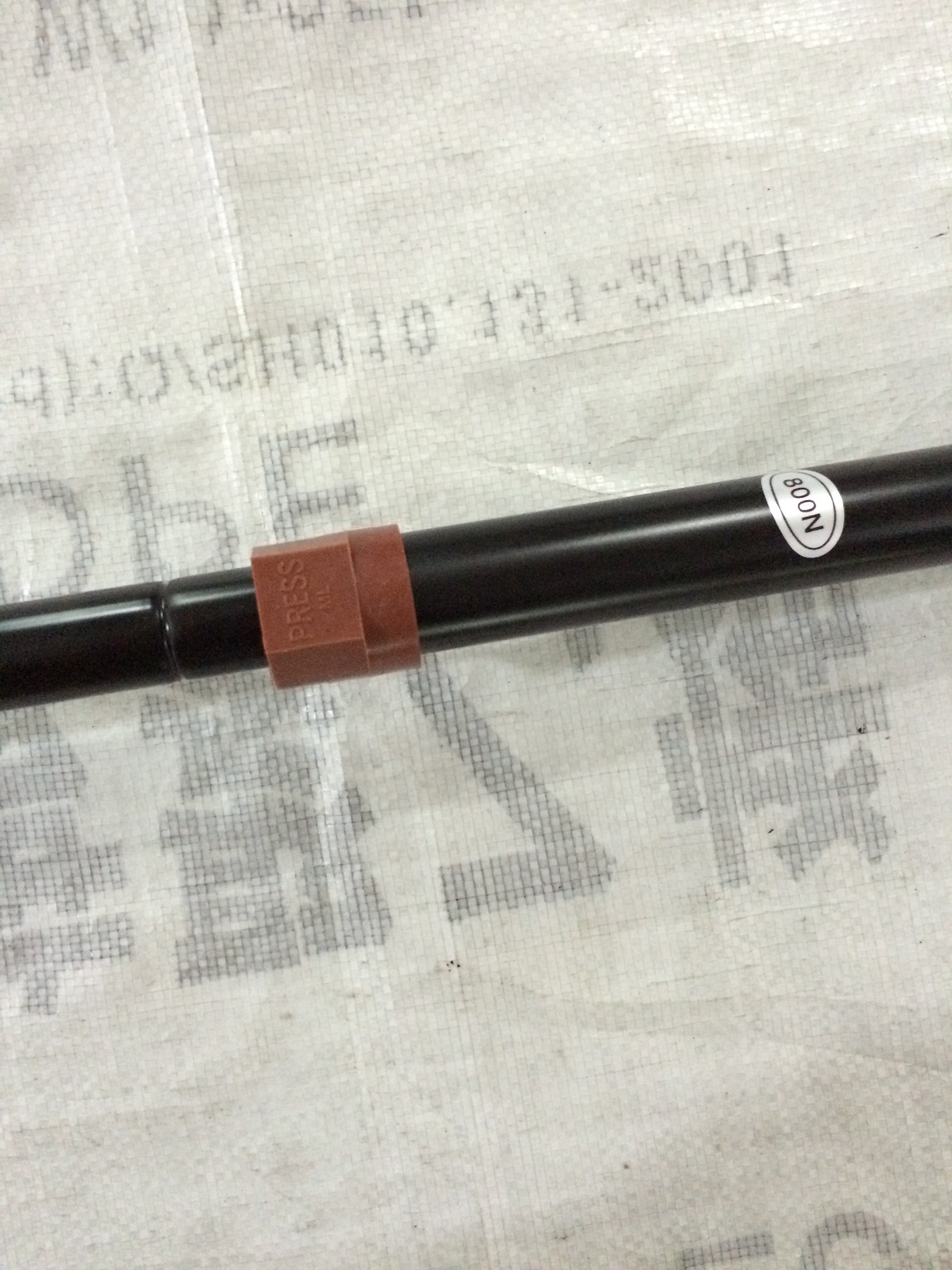 Industrial Automotive Gas Springs Nitrogen Gas Strut With Protive Cover 800N