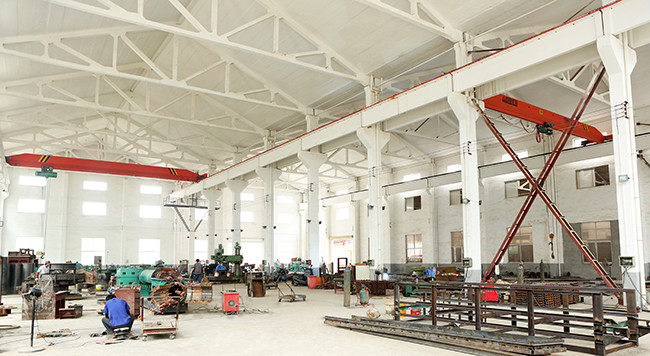 Semi Automatic Brick Making Machine 450/350mm Compact Structure Vacuum Extruder