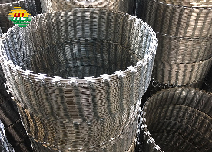 700mm High Zinc BTO 22 Concertina Barbed Wire Double Helix For Extreme Weather