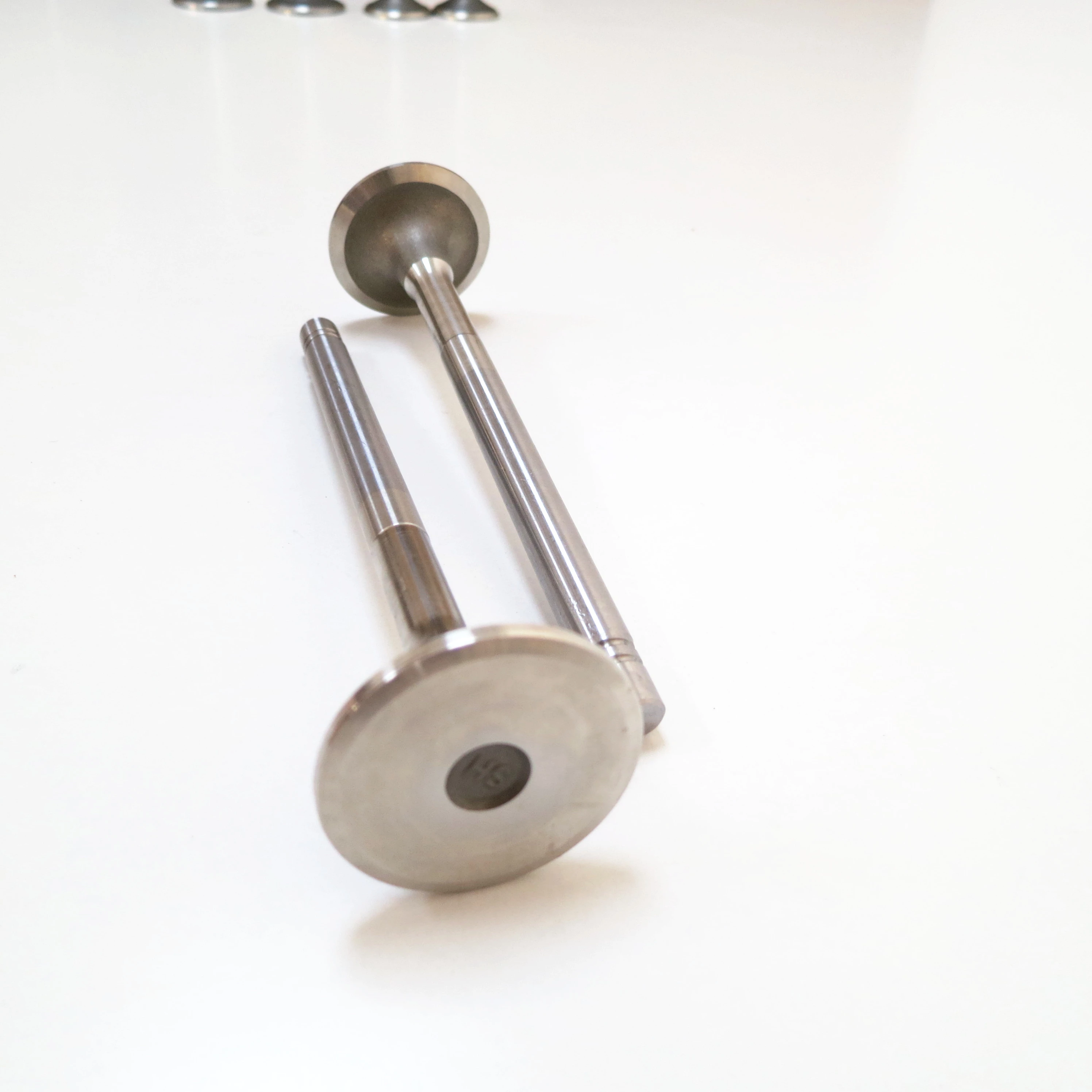 hot sale engine spare parts NT855 nta855 valve exhaust 3040830 145701 3803519