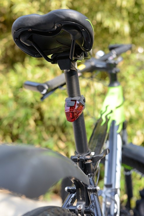 200m Visible Bicycle Rear Lights 6.2X4.3X3.75cm Safety For Cycling