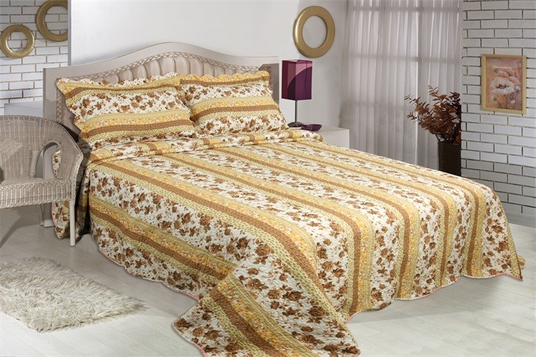 Floral Pattern Printed Quilt Set Microfiber / Cotton Fabric For Bedroom