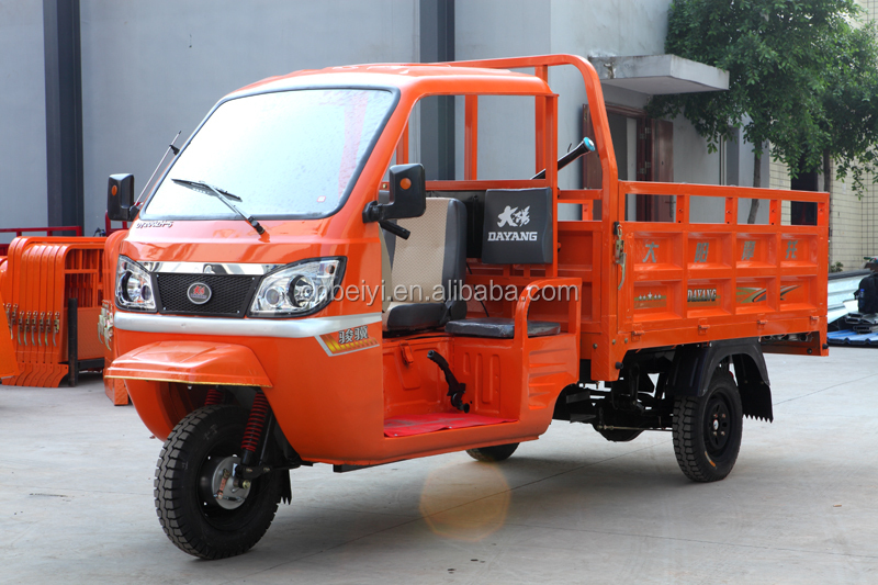 Adult Cargo Tricycle with CE Motorized 201 250cc Closed 2000mm*1300mm 4.50-12 1200kg 800W CN CHO