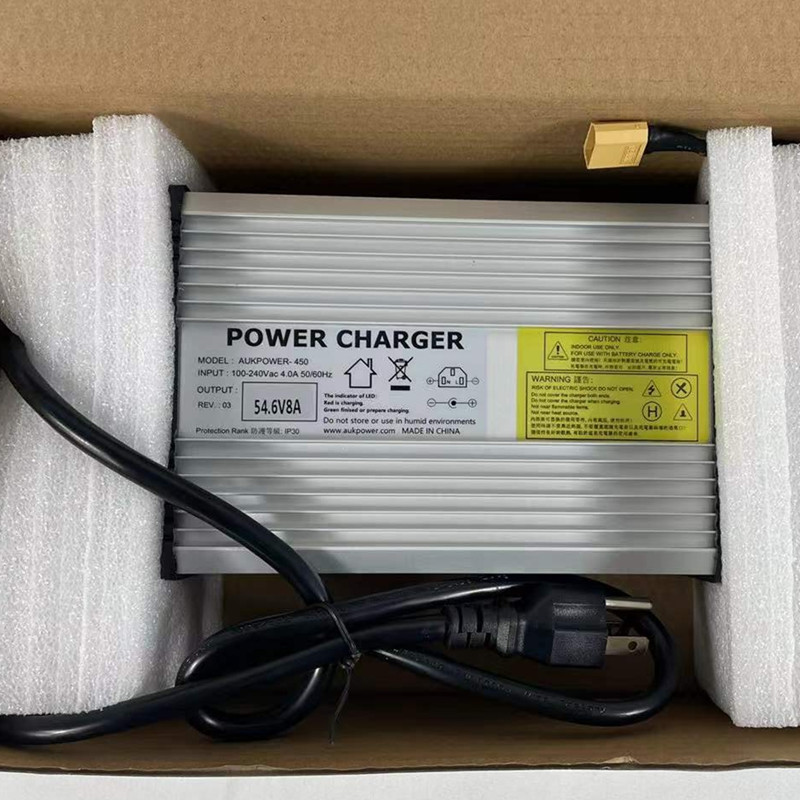 Fast Lithium Battery Chargers Customized 84V 5A Charger ABS Case Mateial