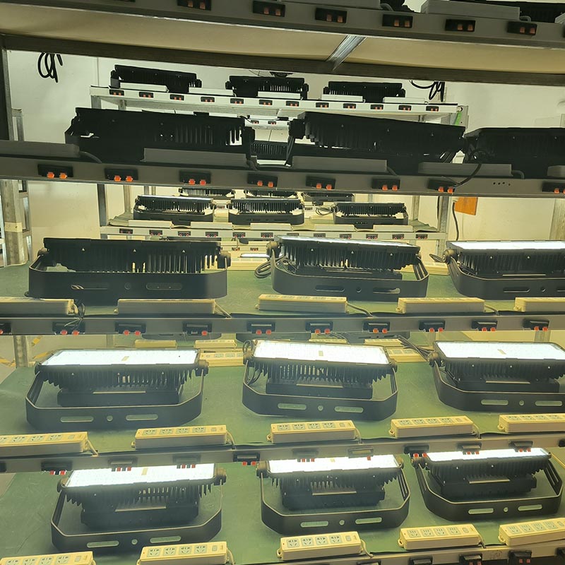 Dimming 500W LED High Mast Light 277V Sports Flood Lights For Park Squares