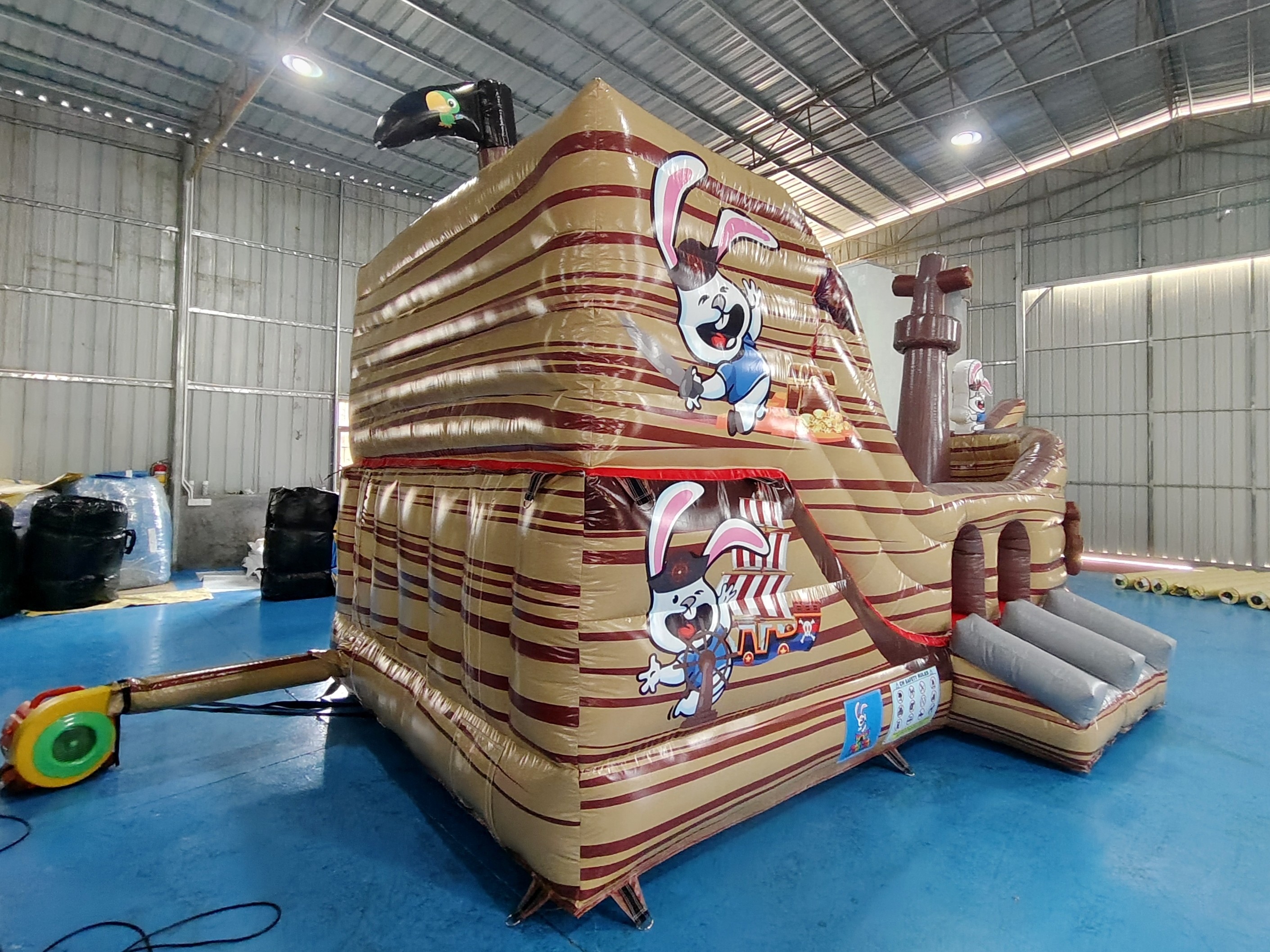 Commercial Inflatable Castle The Pirate Ship Inflatable Bouncy House With Slide Inflatable Playground For Kids
