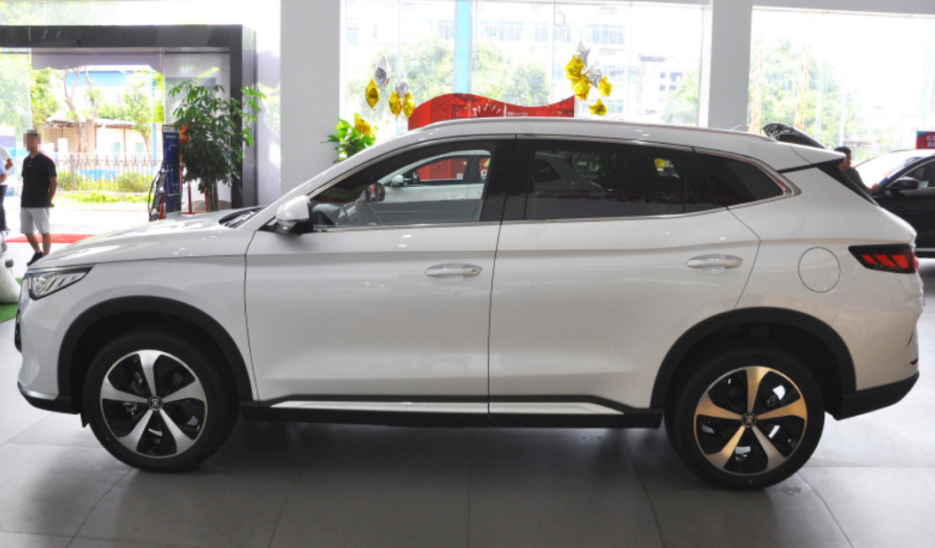 BYD Song Plus 2022 EV Flagship Version Compact SUV With 5 Door 5 Seat