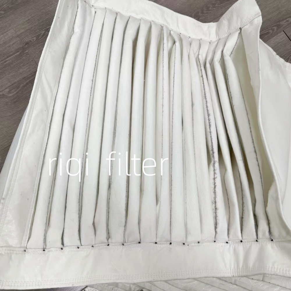 Synthetic Frameless Pocket Filter Dust Collector Bags 1.5mm To 2.2 Mm