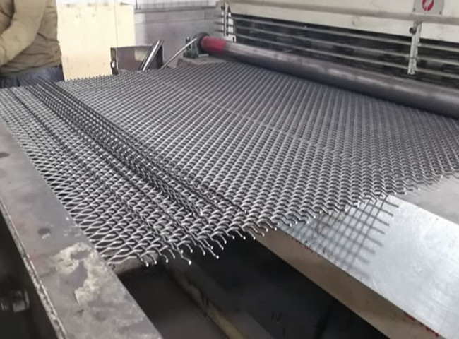 High Impact Strength Woven Wire Cloth Corrosion Resistance In Petroleum Industry