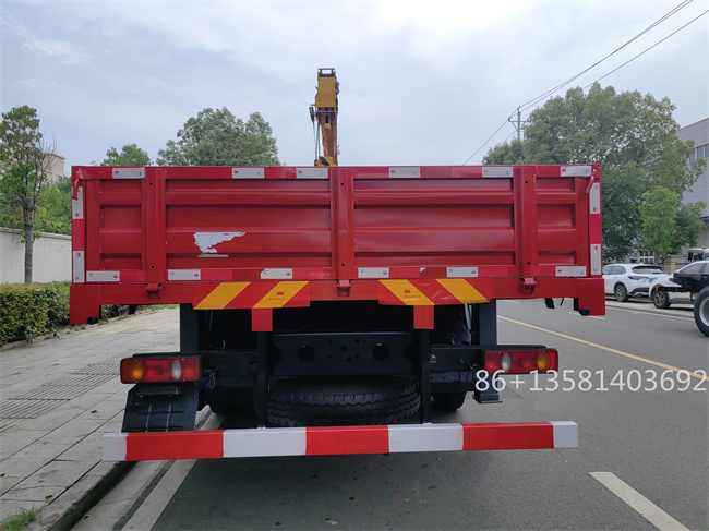 Dongfeng 4x2 Dump Truck With XG Straight Arm Crane 3.2ton 5ton 6.3tons Crane Mounted Truck