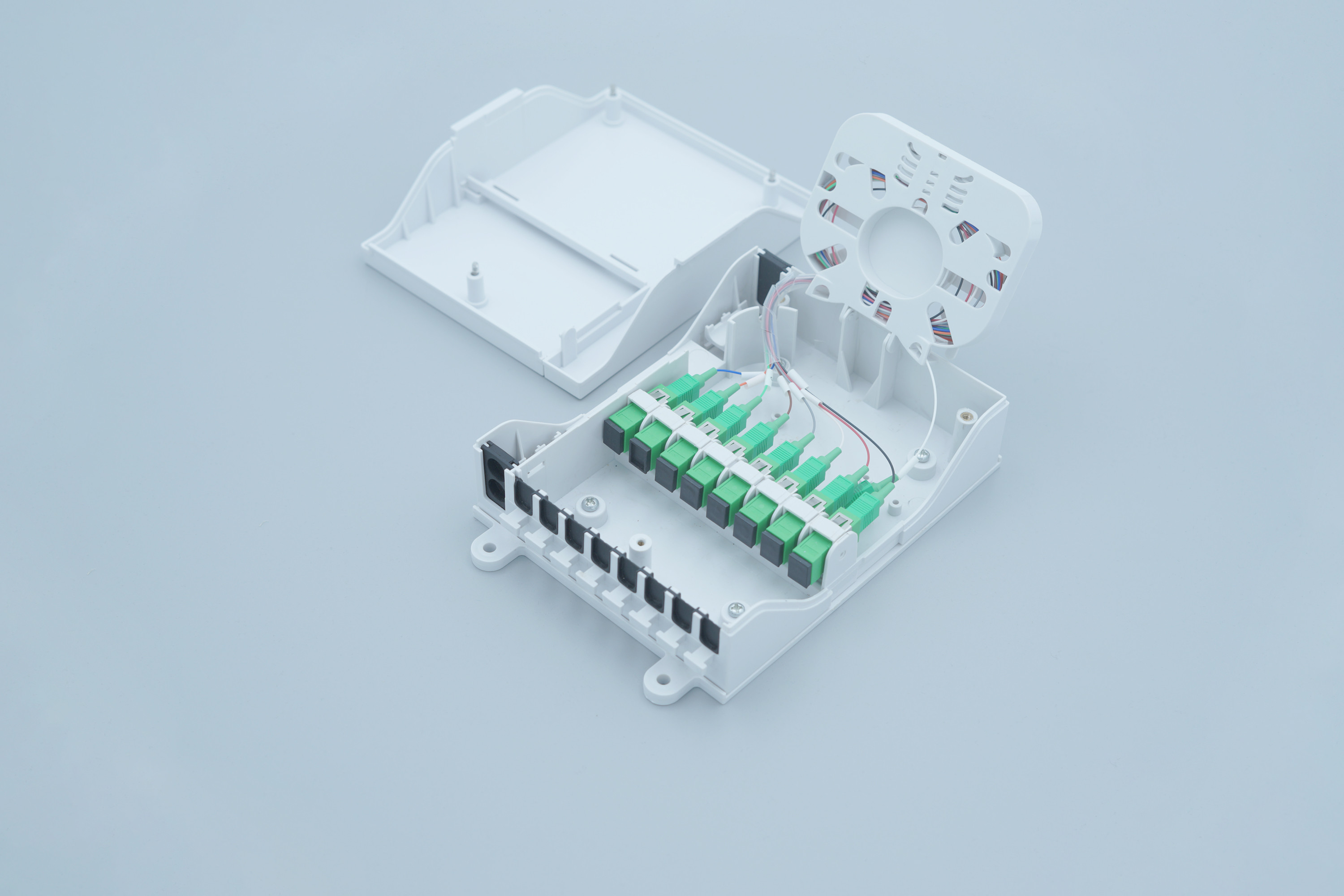 FTTH 12mm Cable Fiber Optic Termination Box 1x8 PLC Splitter For CATV
