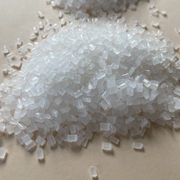 Semi Transparent Granular PVDF Pellet MFR 8-26 For Injection Processing SF-F22IE