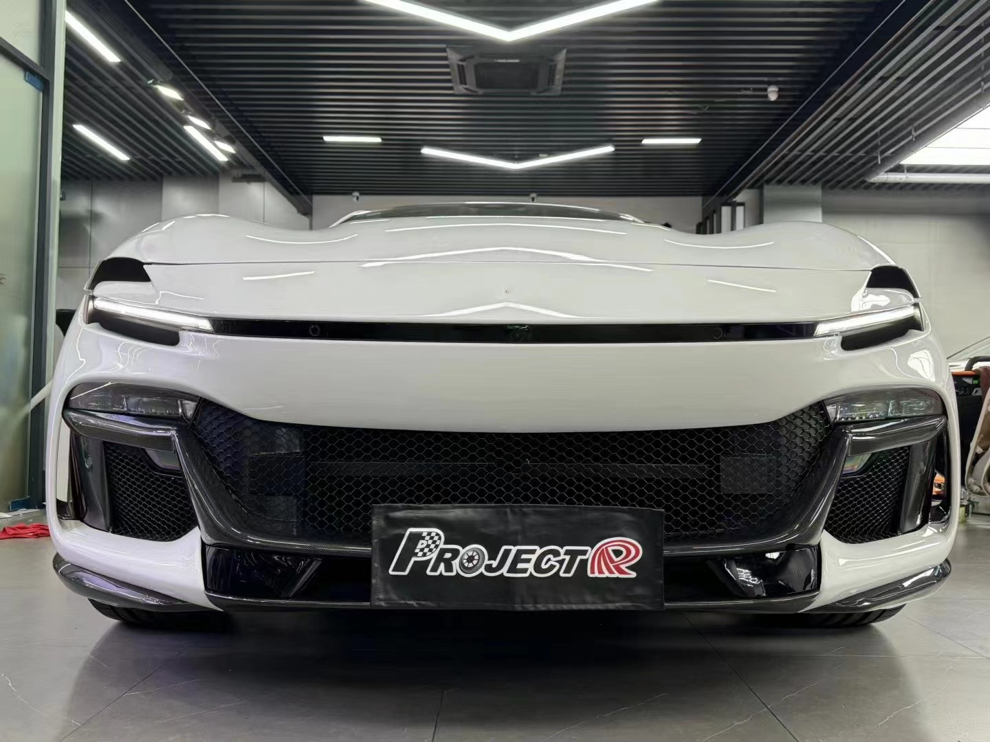 Carbon Ferrari Purosangue Body Kit OEM Custom Front Diffuser Wide Body