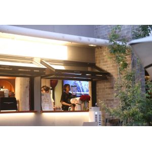 Security-Enhanced Folding Window Design Incorporating Reinforced Locking Points