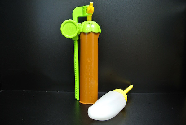 PP Material Plastic Daily Product Chocolate Banana Machine For 15 Years And Up