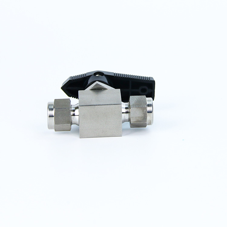 High Pressure Stainless Steel 3 Way Ball Valve For Water Oil Gas
