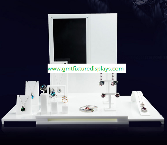 White Acrylic CounterJewelry Display Set for Showcase Foldable Plexiglass Jewellery Stand With Back Panel