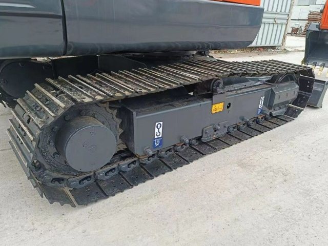 Doosan DX55 Excavator Track
