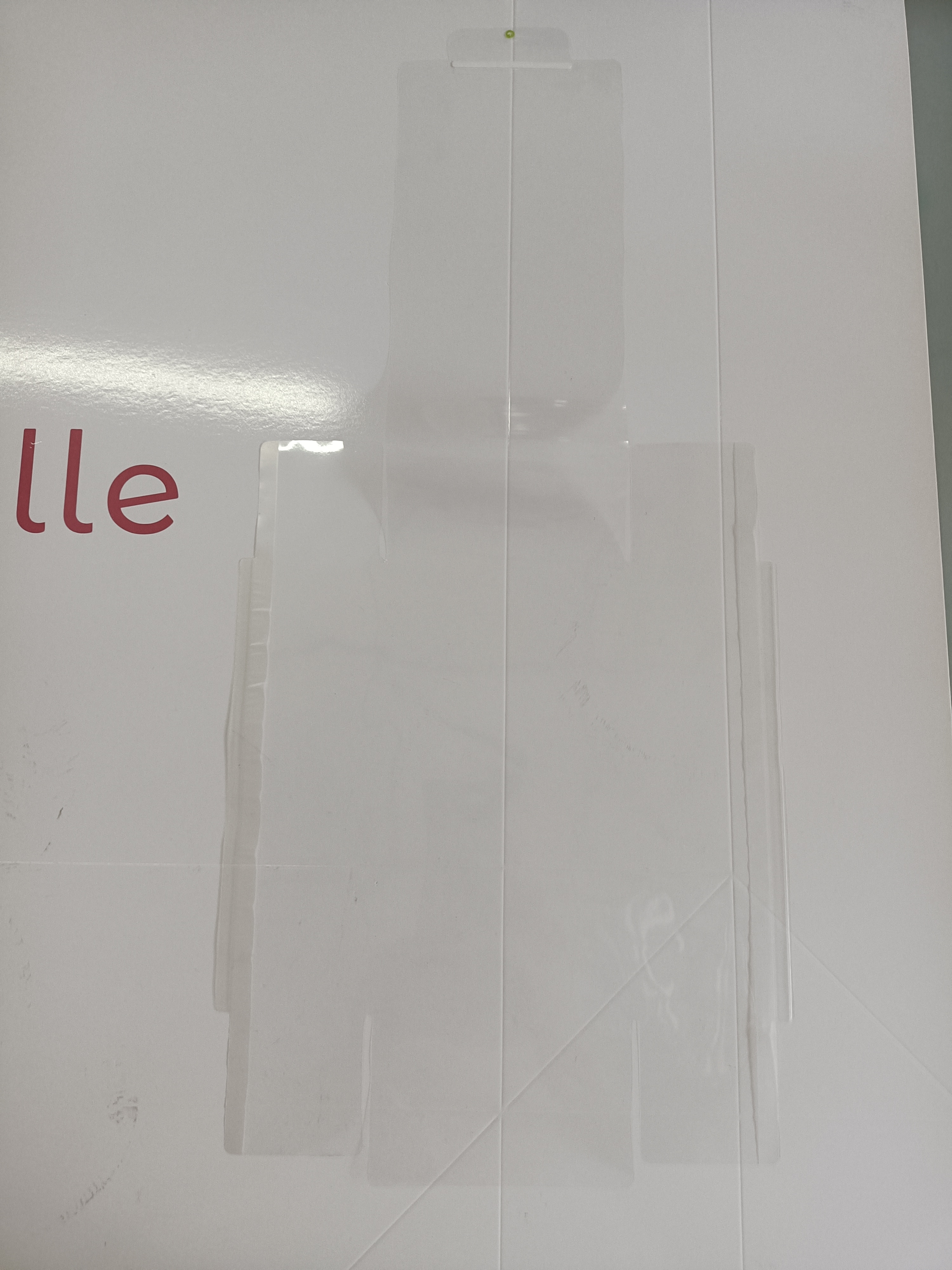 Plastic Seals Box Packaging Sticker Clear Plastic Film Recyclable For Iphone Box