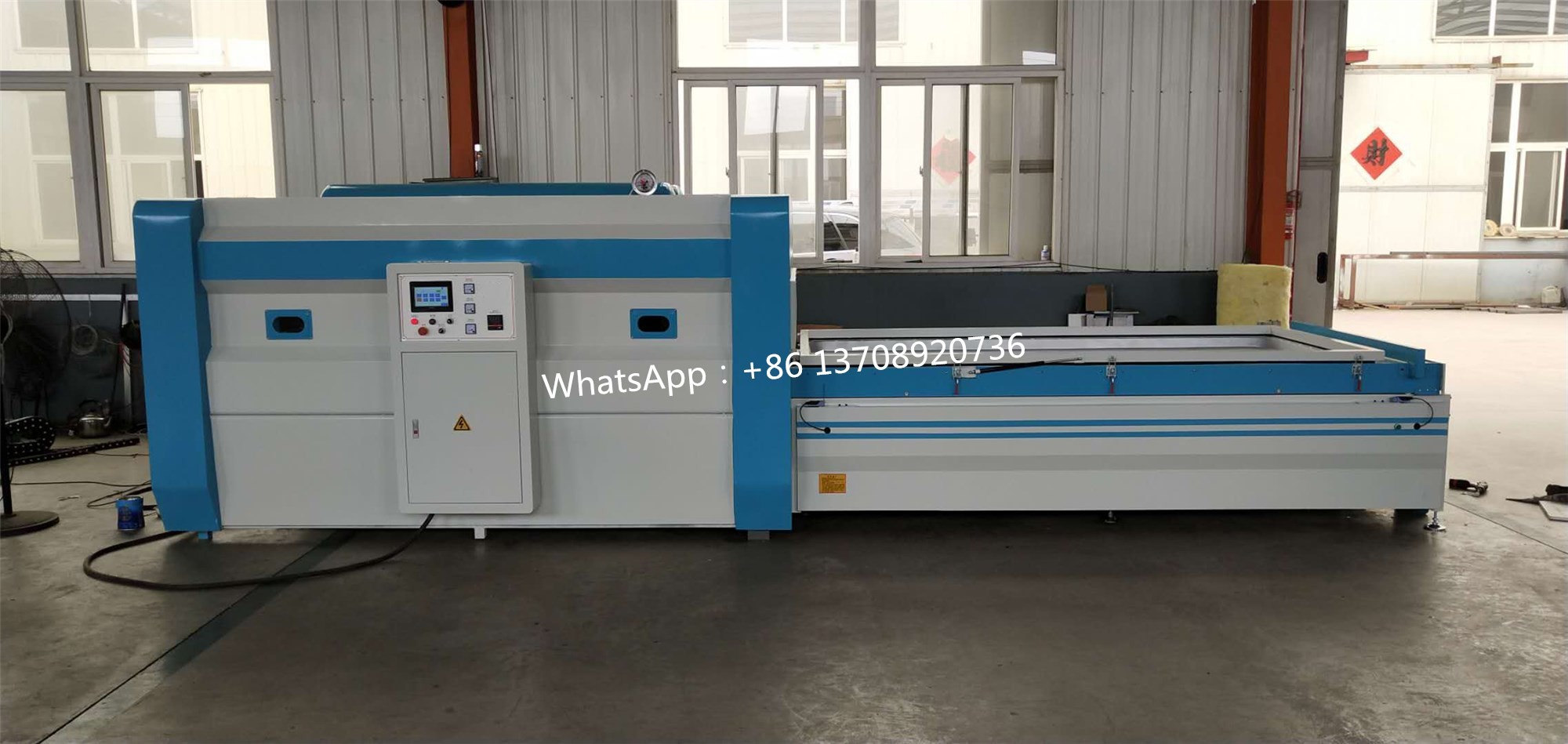 Vacuum membrane press machine