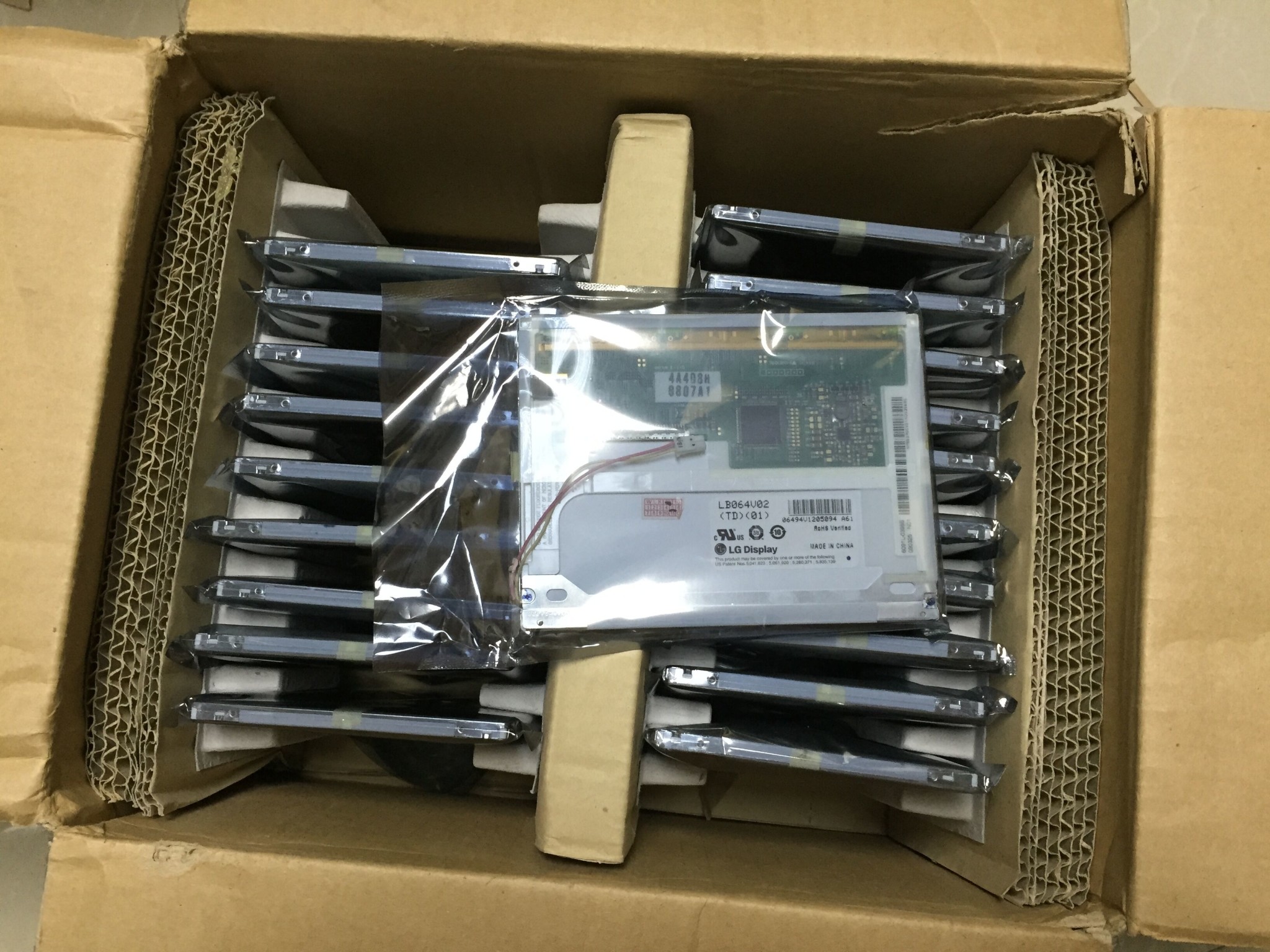 AA104SL02 Mitsubishi 10.4 inch 800(RGB)×600 700 cd/m² INDUSTRIAL LCD DISPLAY