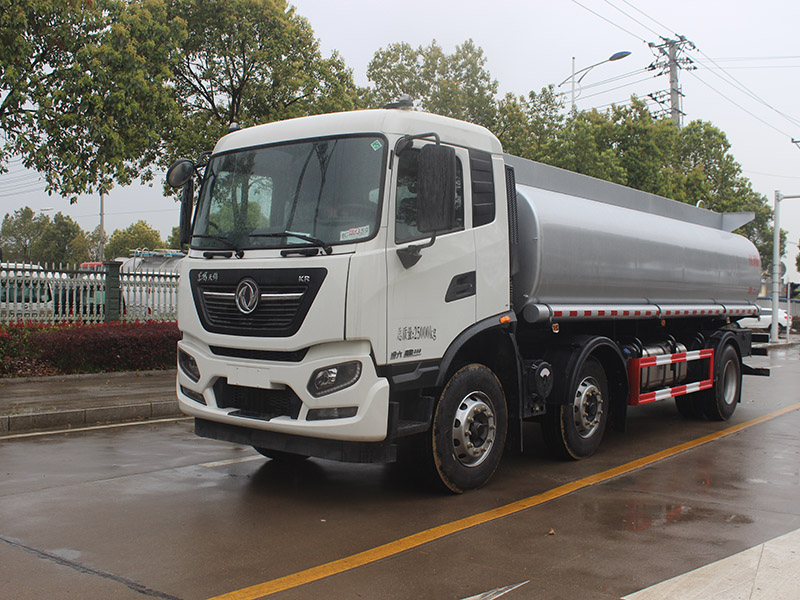 Dongfeng High-end Small Shaft Ordinary Liquid Transport Vehicle