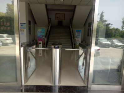 Security Entrance Gates Electronic Tripod Turnstile For Entrance Control System 1
