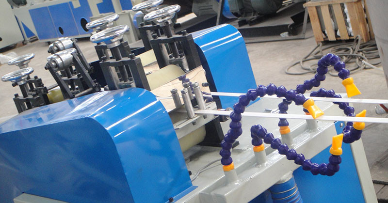 ABS PMMA 100Kg/H PVC Edge Banding Machine Production Line For Furniture
