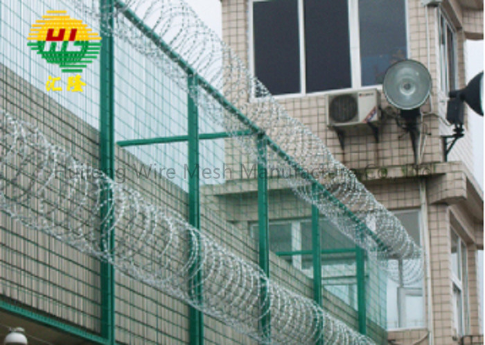 450mm Concertina Fence Hot Dipped Galvanized Steel High Tensile Blade Safety 5 Clips