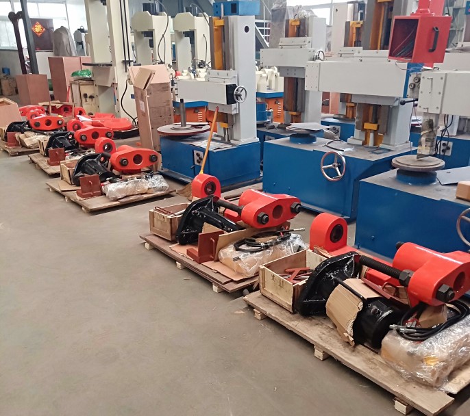 Track Pin Replacement with Portable Hand Power Hydraulic Master Pin Press Fudea Xiamen
