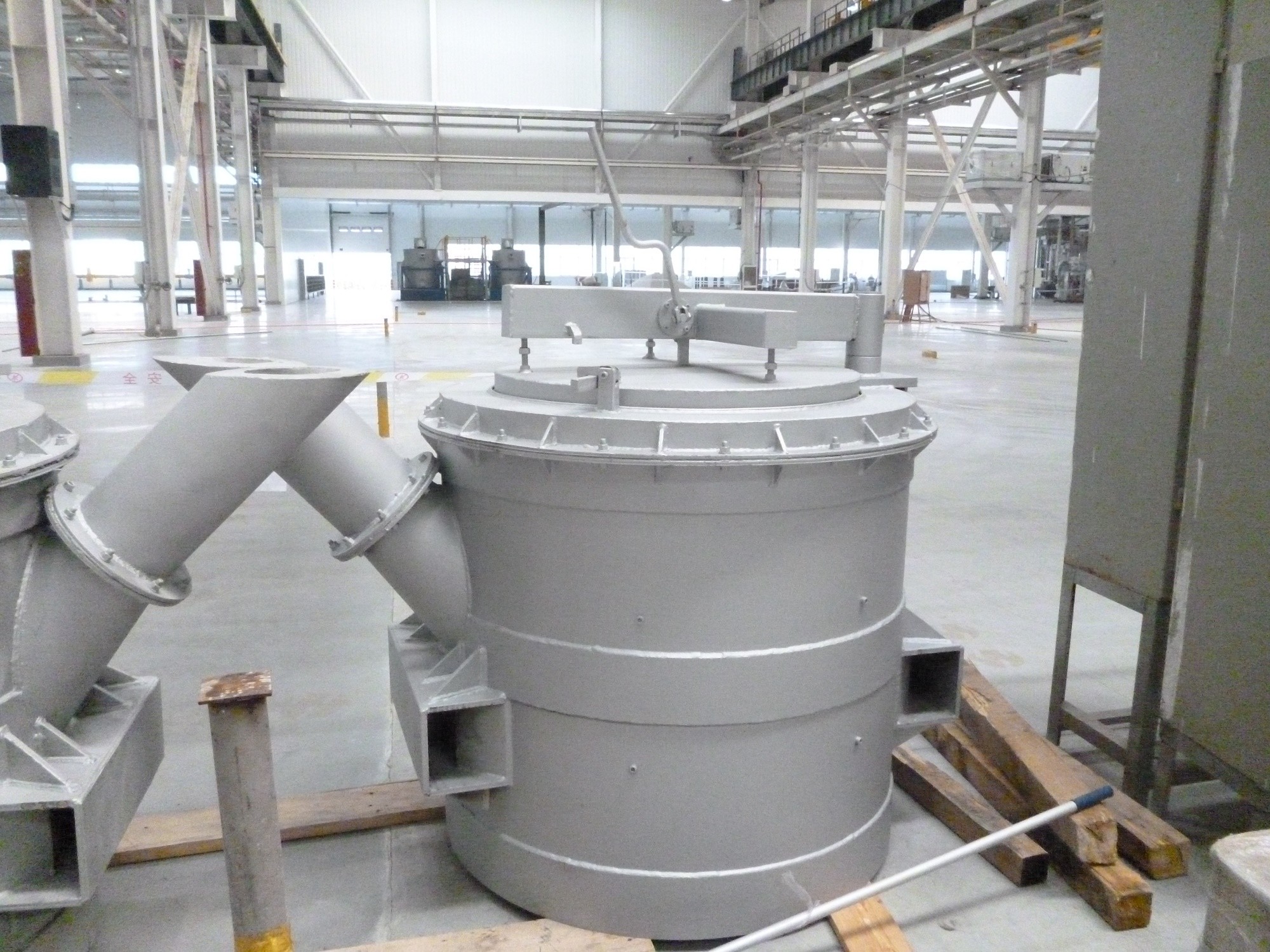 High Temperature Resistance Molten Aluminum Transfer Ladles With Lid And Maximum Service Temperature ≤850C