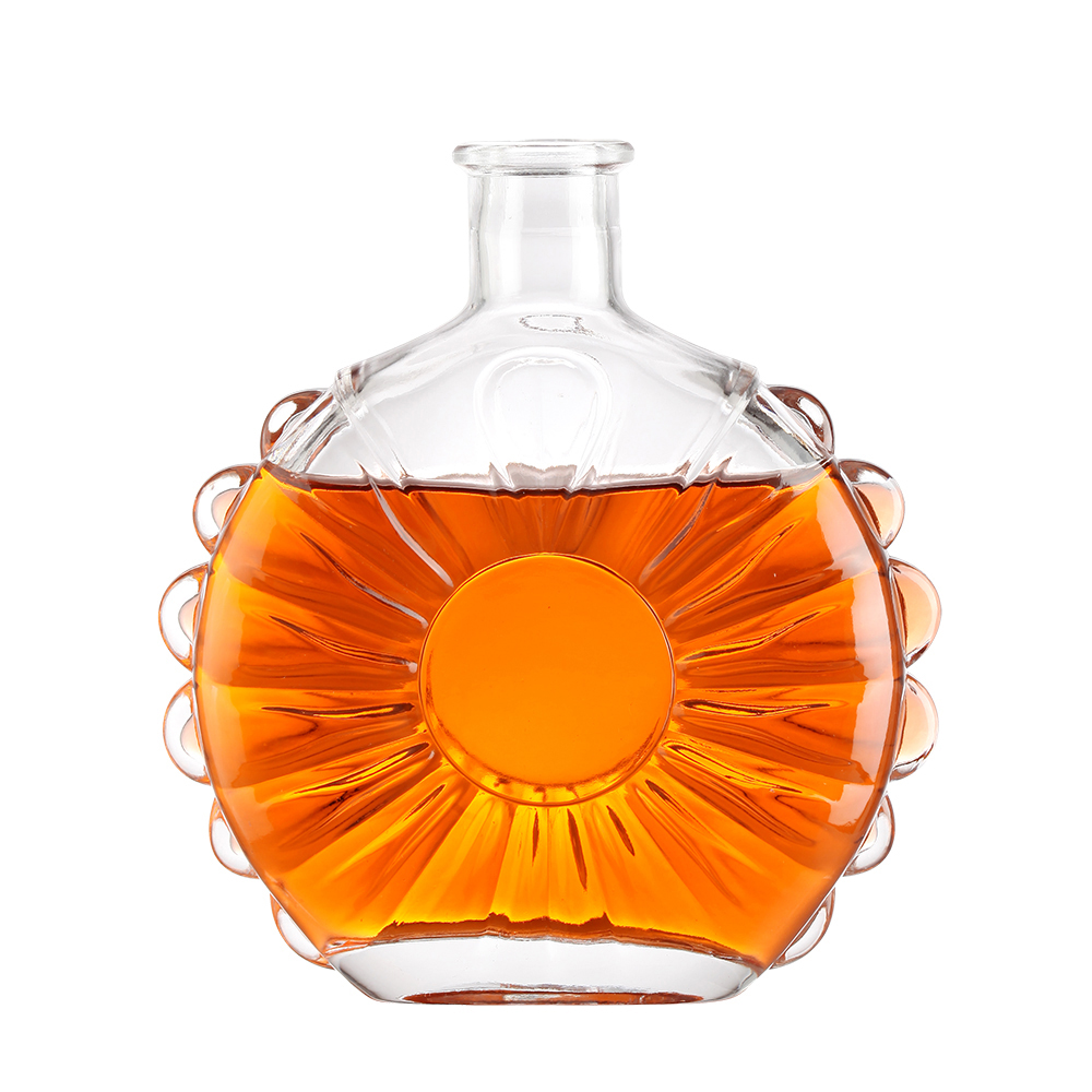 Spray Cap White Glass Material Whiskey Liquor Bottle with Stopper 500ml 750ml Design