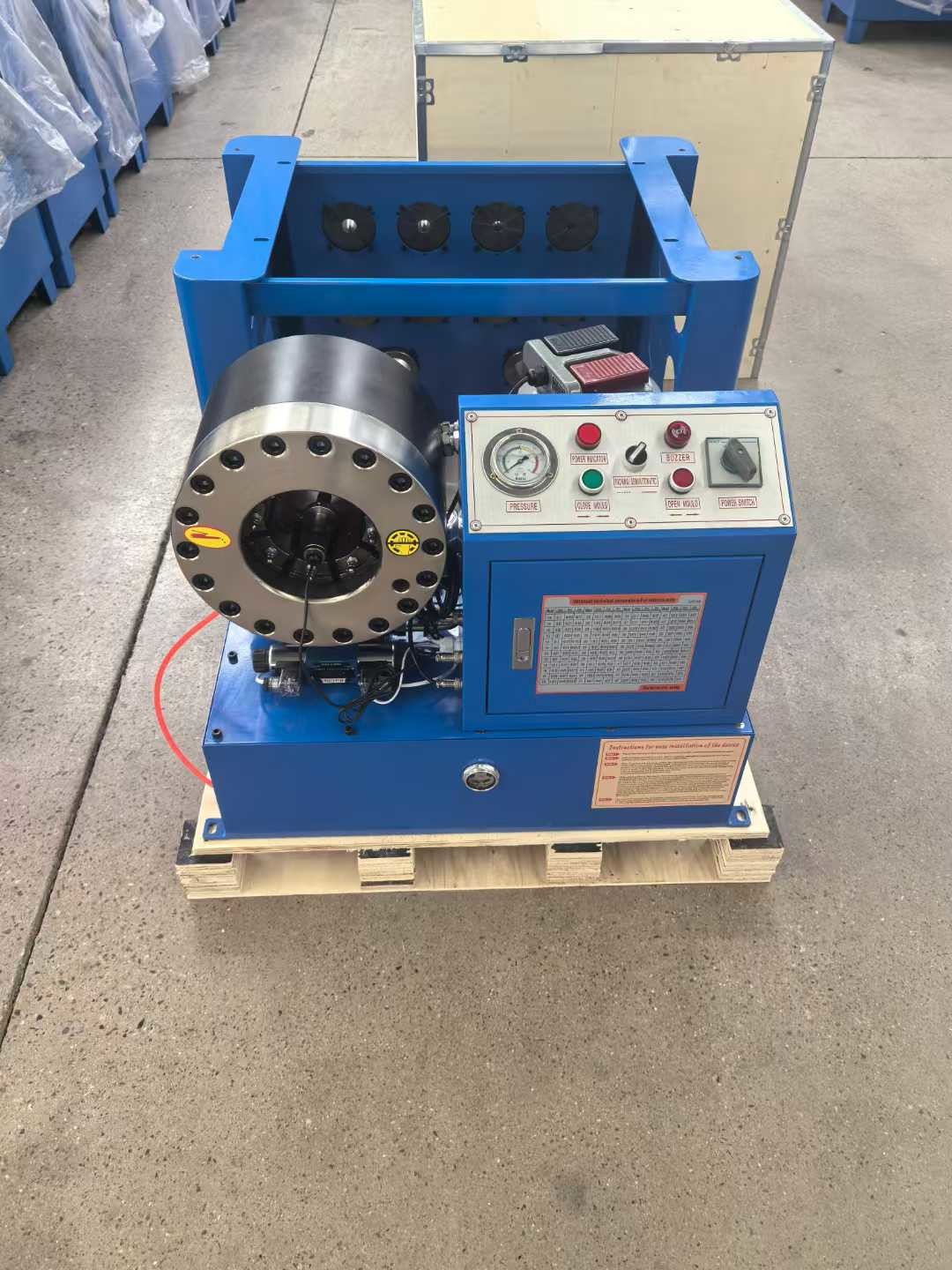 2 INCH Electric Blue Color Automatic Hose Swaging Machine With Rack And Fast Change Mould Tools Portable Hydraulic Crimper High Pressure