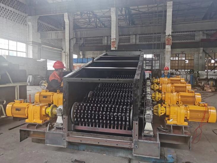 Strong Bearing Capacity Mining Rolling Screen Machines Feed Side Length Less Than 500 Mm