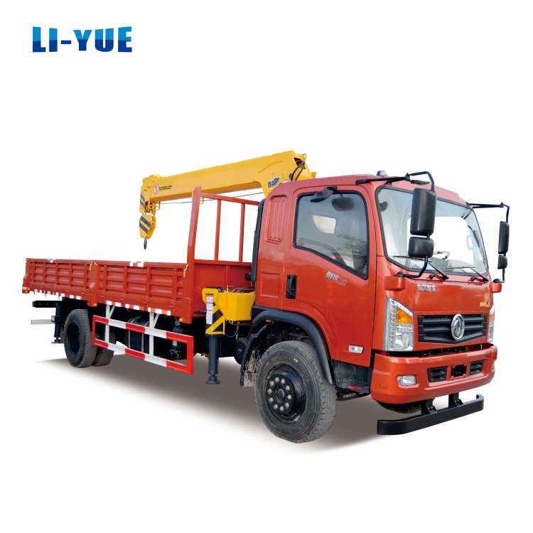 6.3 Ton Hydraulic Cranes Truck Mounted Crane Knuckle 4X2 Wheel Crane Truck