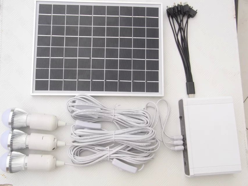 20W Li-ion lithium battery solar home power system with LED 3W bulbs switch cable white and yellow solar energy