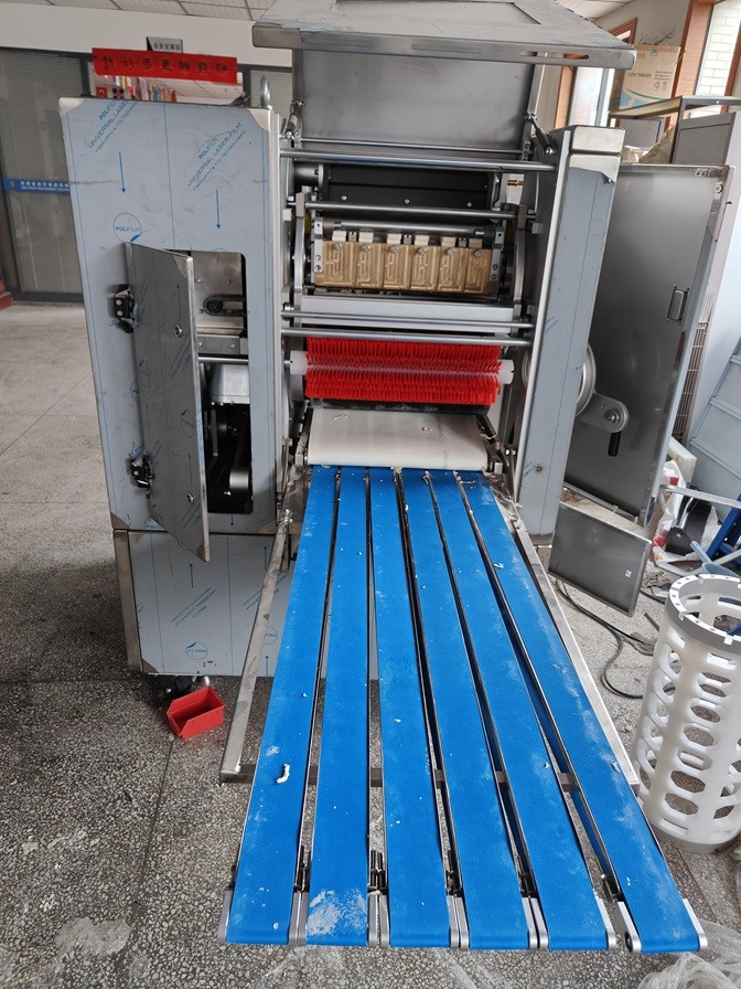 ±2 Gram Dough Accuracy Dough Rounder Making Machine With Highly Accurate PLC Control System
