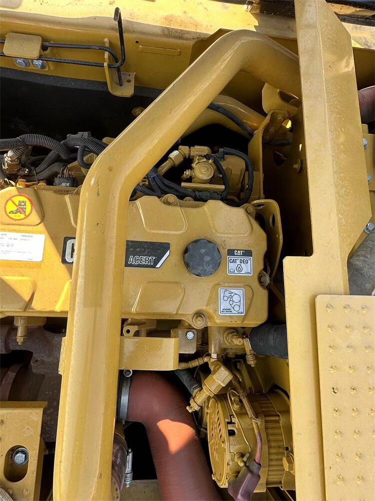 Original Japan Second Hand CAT 336D Crawler Excavator at Reasonable and Less Hours