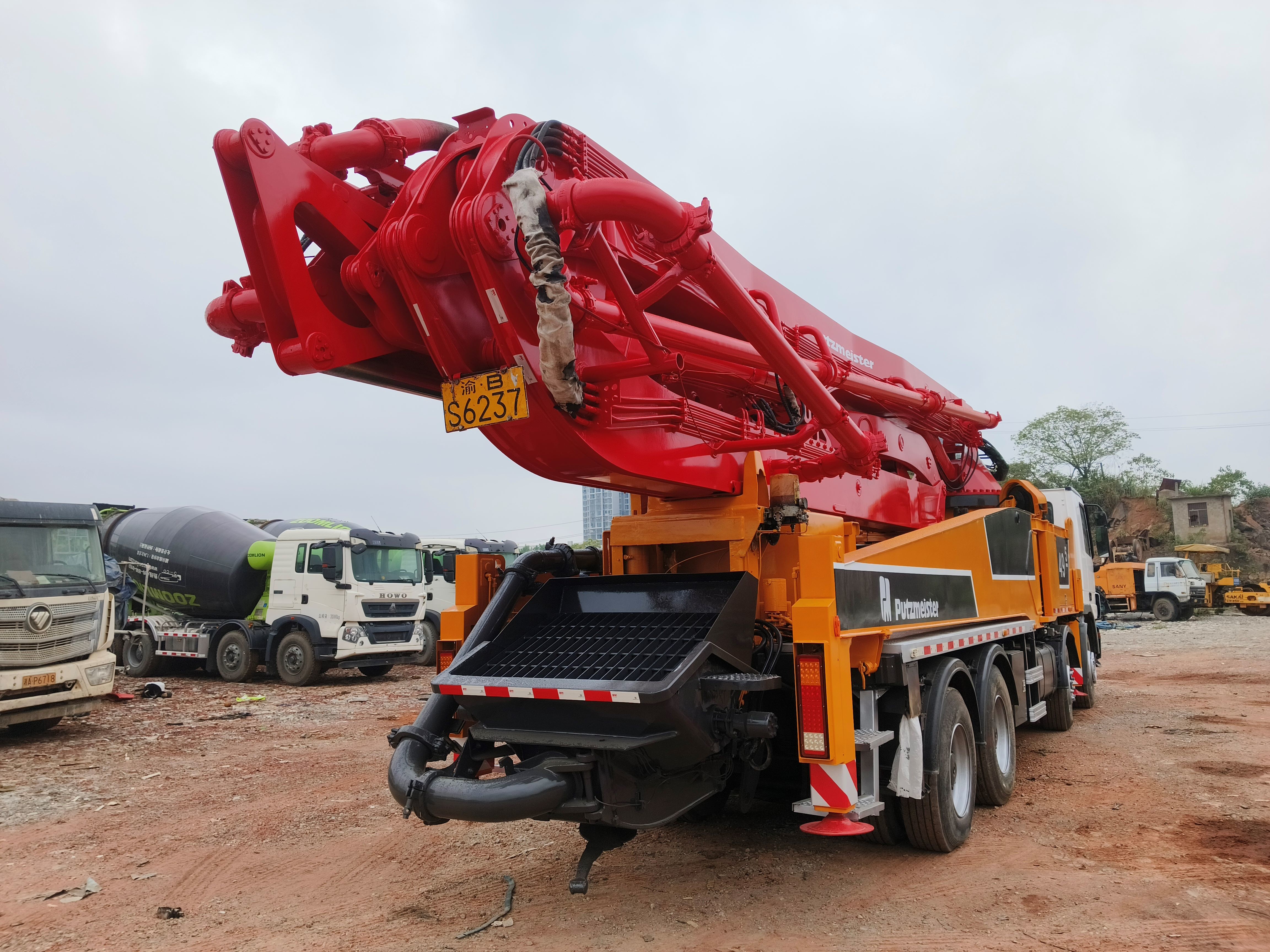 Refurbished 2012 Putzmeister 49m Concrete Pump with Mercedes Benz Chassis with Factory Price for Sale