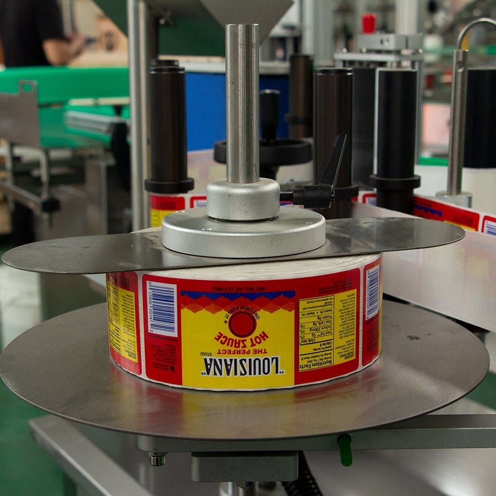 Automatic China commercial 10ml Bottle Sticker Labeling Machine For Small Bottle