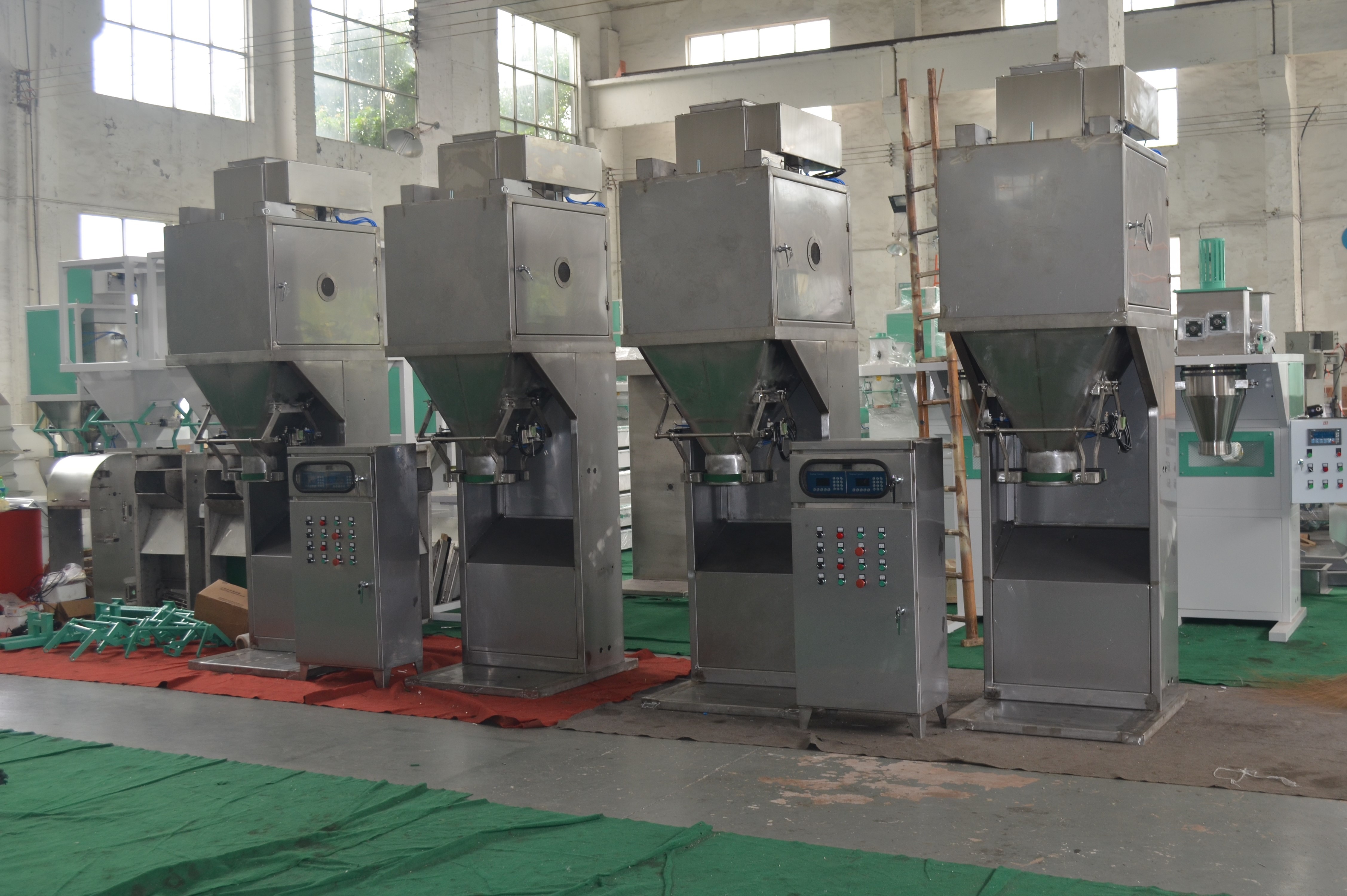 Fertilizer Granules Bagging Machine Nutrient Soil Volumetric Packing Machine 4kw