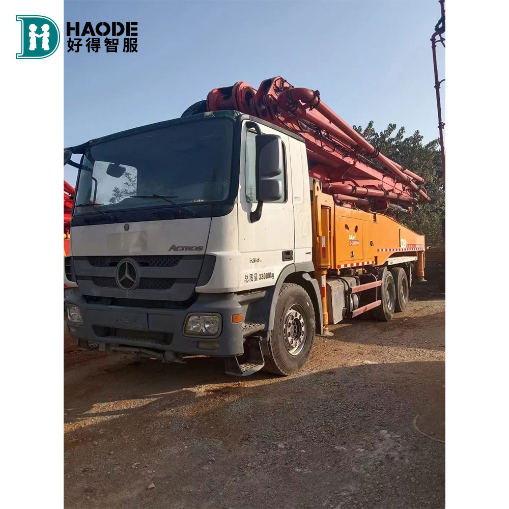 SANY M49 Merzedez Truck Cement Truckmp Diesel with 650L Water Tank and Performance