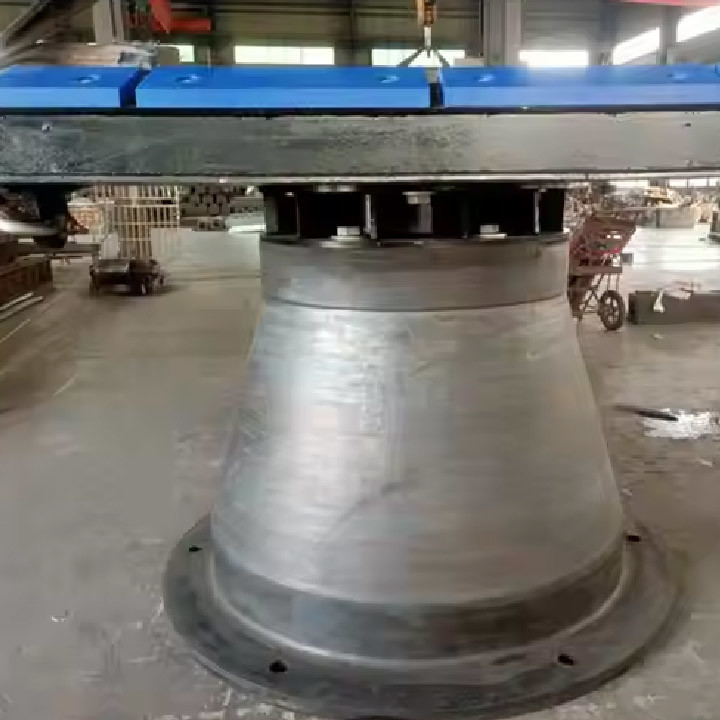 Marine Equipment Cone Rubber Fender Used To Prevent Ships From Colliding Against Docks